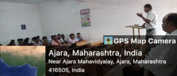 Hon. Mr. Dattatrya Deshpande delivering Lecture on the Subject Career opportunities in Pharmaceutical Industries